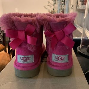 Ugg Boots — Girls toddler size 8 — Pink